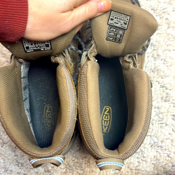 KEEN Women's Targhee 2 Mid Height Waterproof Hiking Boots size 8 - Picture 9 of 10